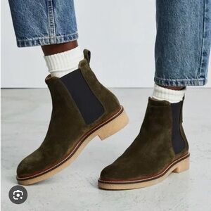 Everlane Olive Green Suede Chelsea Boots